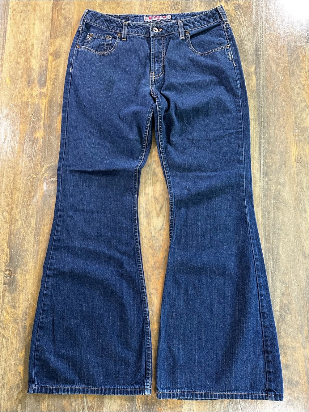 Vintage Silver Mid-Rise Flare / Wide-Leg Jeans Women’s 34/33.5 Made in Canada 🇨🇦